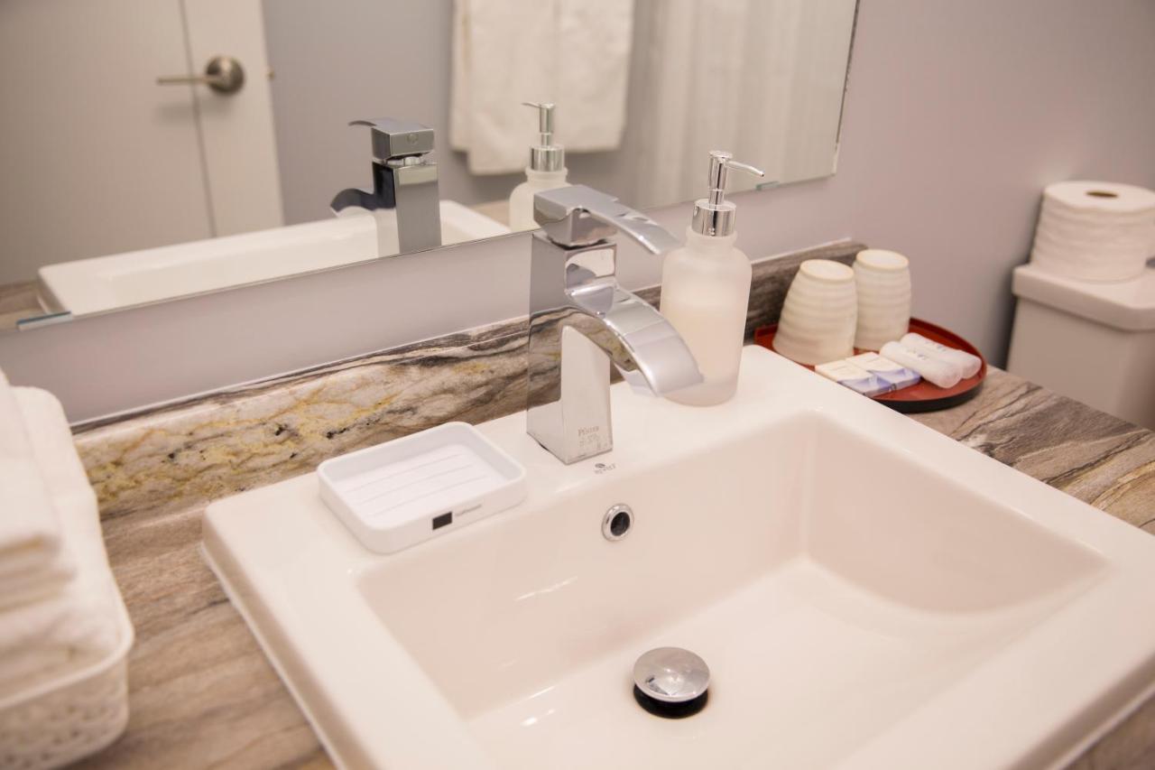 Downtown Whitehorse Deluxe 2 Bedroom Condo Dış mekan fotoğraf