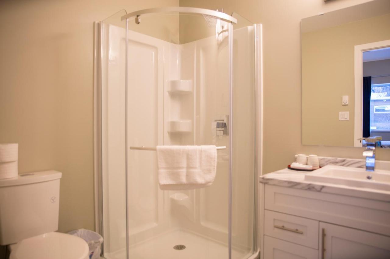 Downtown Whitehorse Deluxe 2 Bedroom Condo Dış mekan fotoğraf