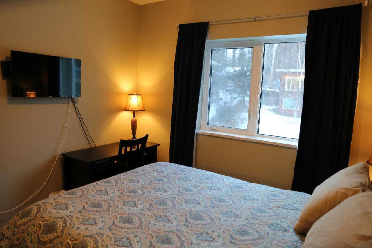 Downtown Whitehorse Deluxe 2 Bedroom Condo Dış mekan fotoğraf
