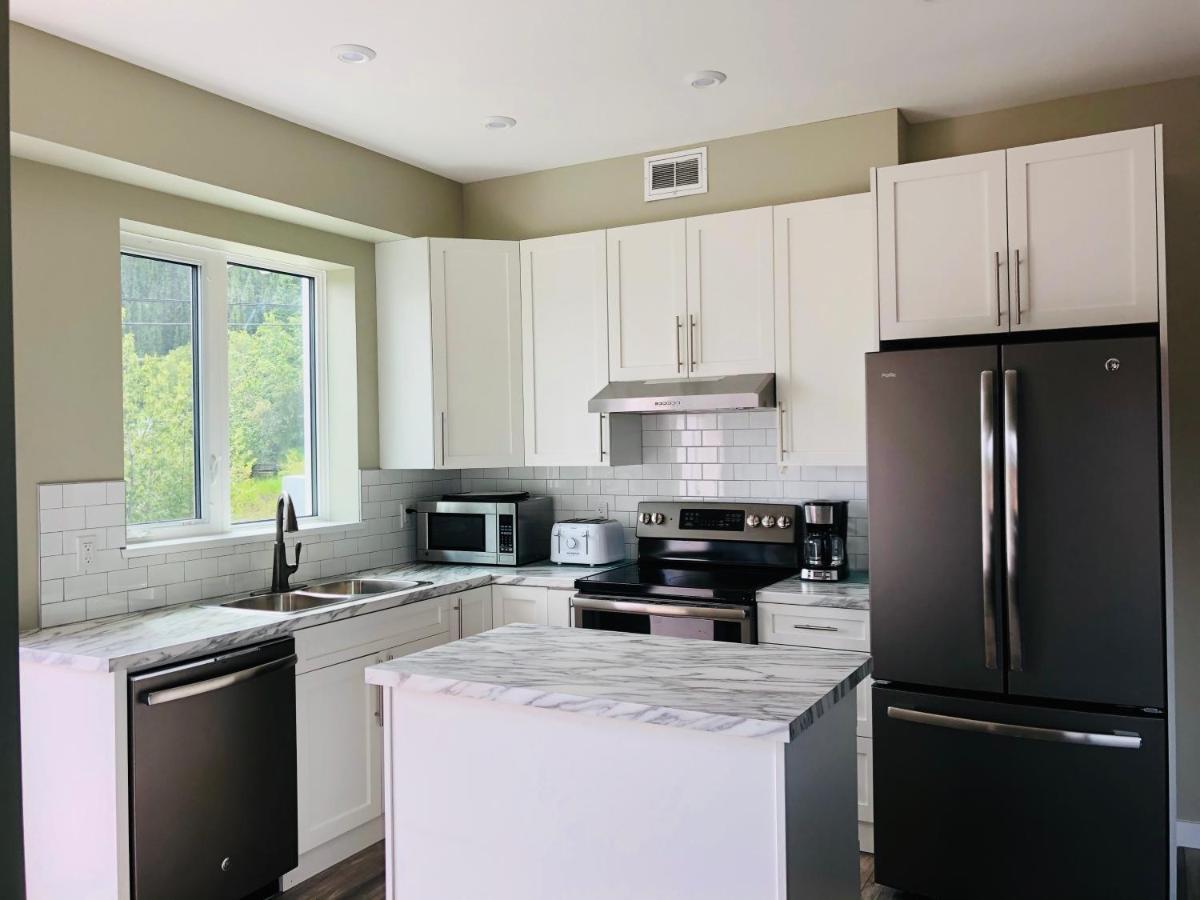 Downtown Whitehorse Deluxe 2 Bedroom Condo Dış mekan fotoğraf